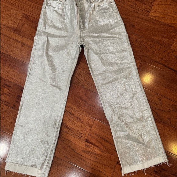 Abercrombie and Fitch High Rise 90s Relaxed Jean Silver NWOT Sz 27 - Picture 2 of 5